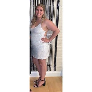 Force of Fashion White Backless Sequin Mini Dress